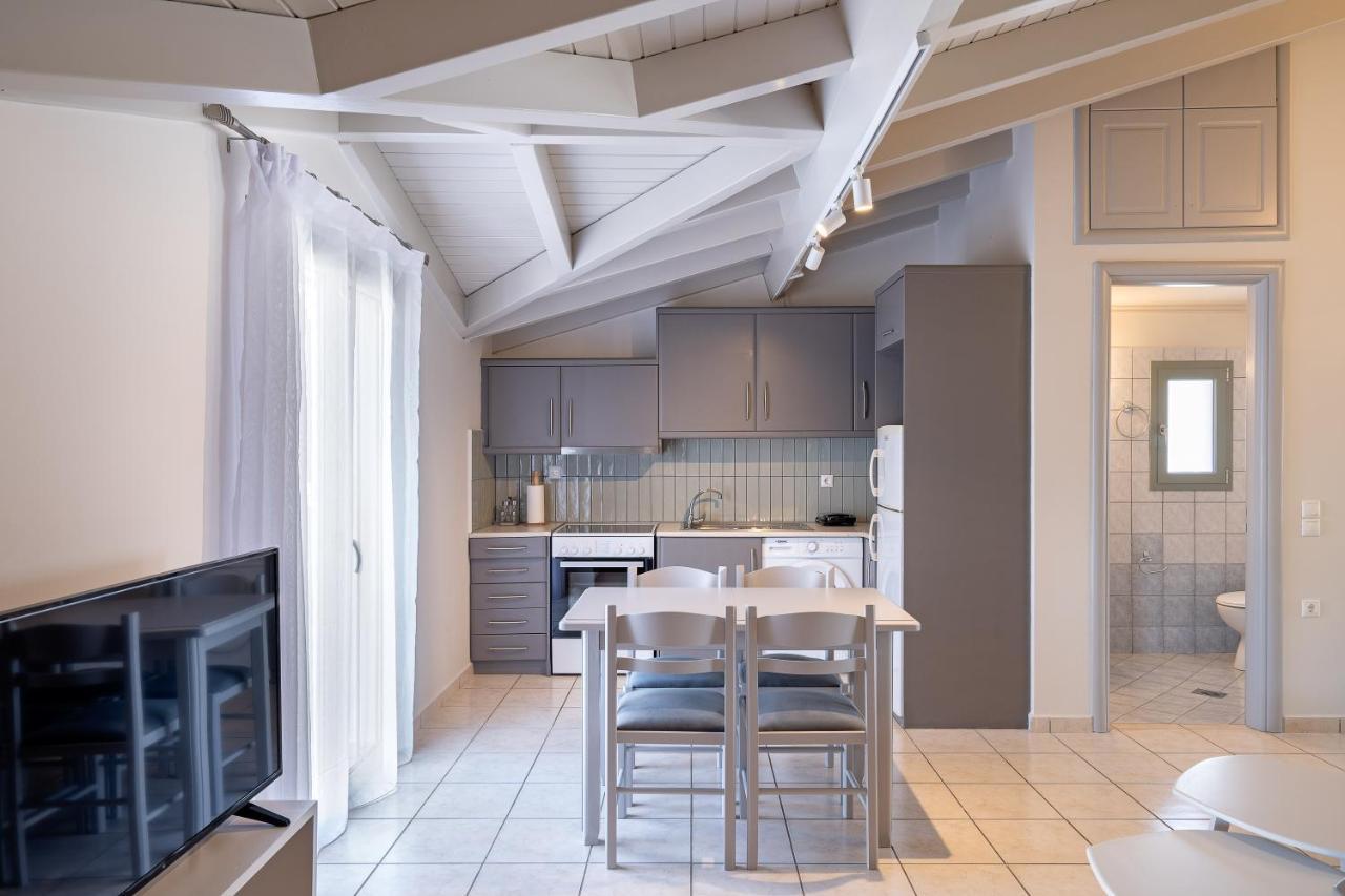 Unique View Apartments 阿尔戈斯托利翁 外观 照片