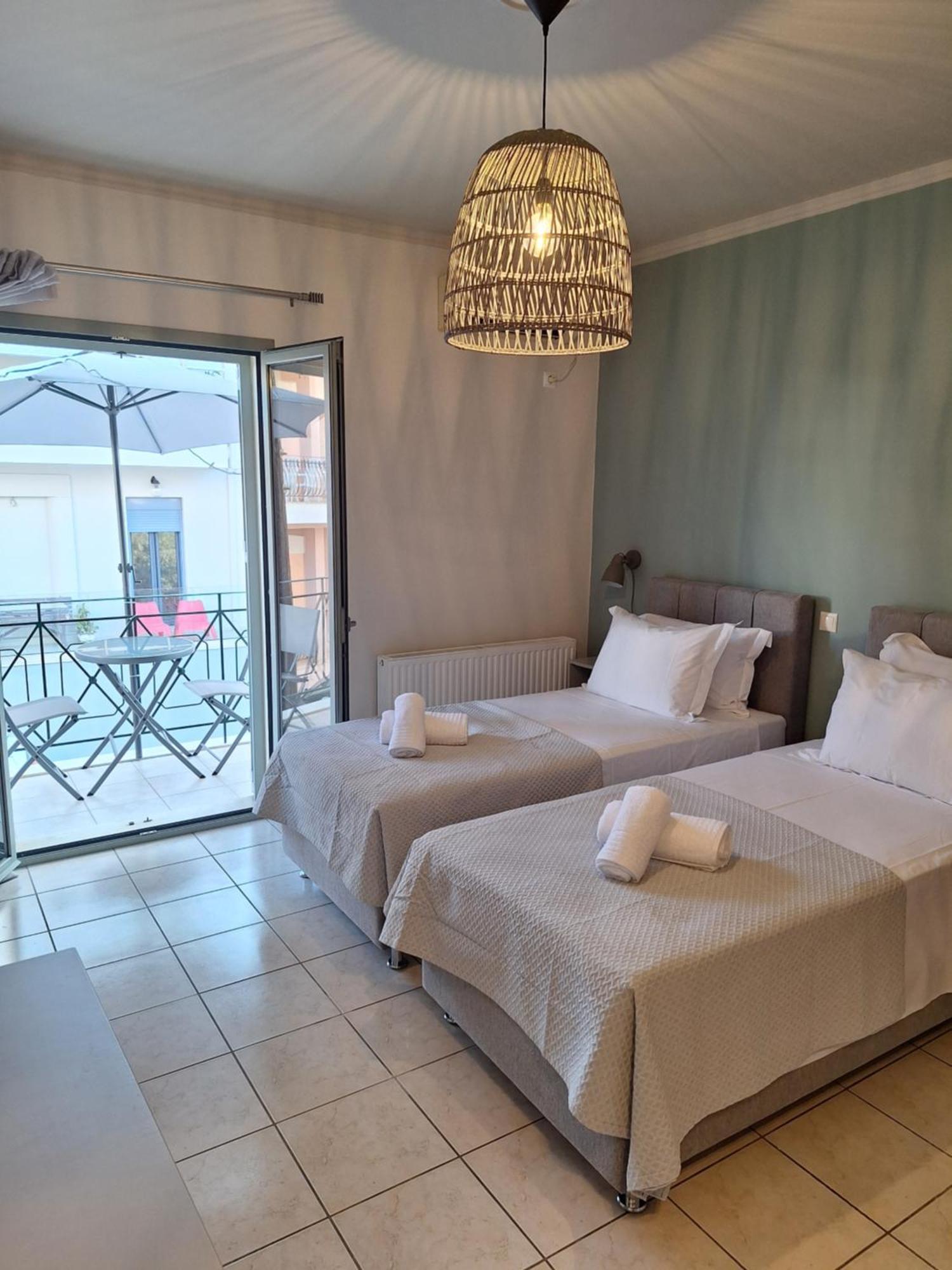 Unique View Apartments 阿尔戈斯托利翁 外观 照片